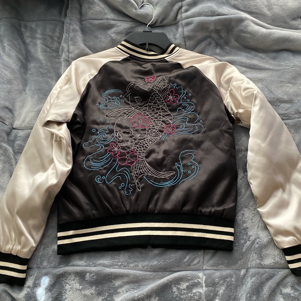 Jacket - Picture 2 of 4